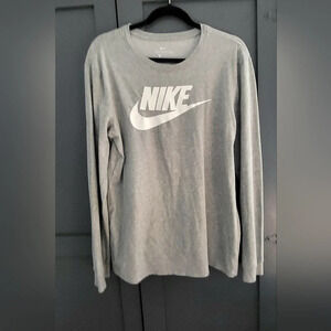 Nike - EUC - Dri-Fit, Gray, Long Sleeve T- Shirt,  Athletic Cut, Unisex,  Size L